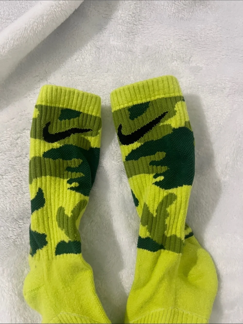 Nike Kids Camouflage Kids Green Socks Size Small